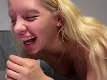 Chaturbate Live Porn of lesi_moonie