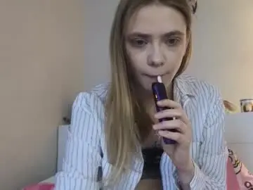 Chaturbate Free Live Porn of angie_natasha_054