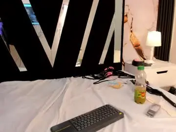 Chaturbate Adult Webcam of cherry_bom_as