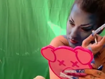 Chaturbate Adult Webcams of jessyboi0504