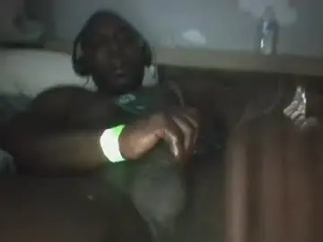 Chaturbate Live Sex of bigdickmuff