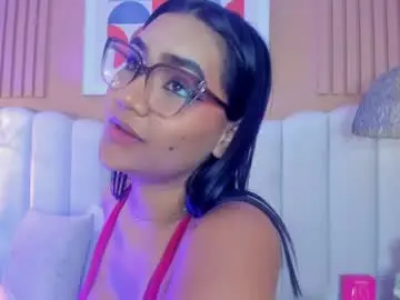Chaturbate Live Sex Cam of noa_moon
