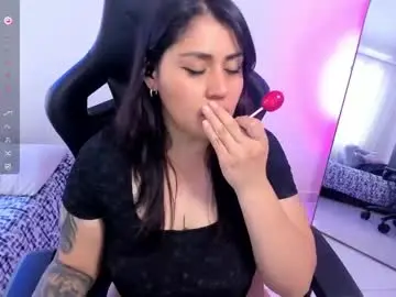Chaturbate Best live sex cam show of emmax_x