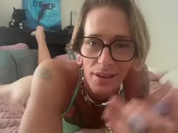 Chaturbate Live Sex Cam of ur_daylee_dose