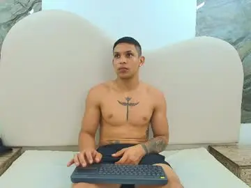 Chaturbate Nude Webcam of brandon_mercuri