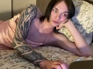 Chaturbate Live Sex Cam of ekoebm