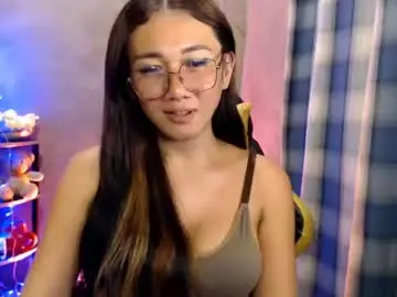 Chaturbate Nude Webcam of pia_worthsback