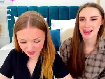 Chaturbate Best live sex cam show of ollyvirg