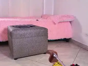 Chaturbate Free Live Porn of halliee