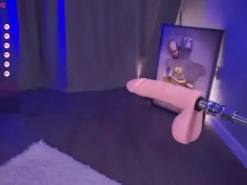 Chaturbate Sex Cam of mentallymonika