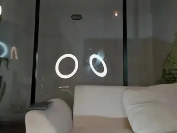 Chaturbate Live Sex of ameliajones_1