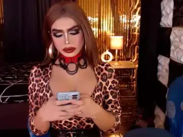 Chaturbate Live Sex Cam of ravenmystiquex