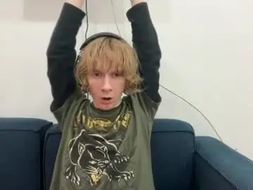 Chaturbate Sex Cam of saintfawn