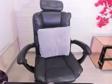 Chaturbate Free Porn Cam of shara_oz