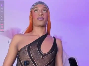 Chaturbate Best live sex cam show of mia_royal