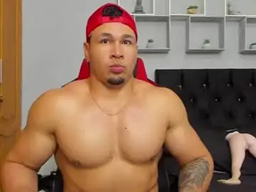 Chaturbate Adult Webcam of tyler_hank1