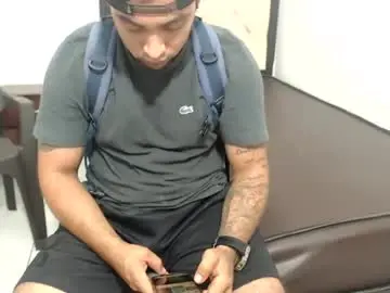 Chaturbate Live Sex Cam of xanderrtt