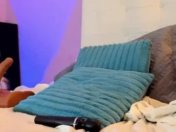 Chaturbate Free Porn Cam of charlotte1117