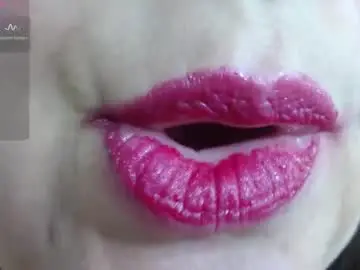 Chaturbate Sex Cam of kerly_doll