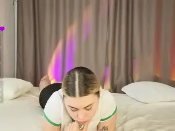 Chaturbate Adult Webcam of momento_marie