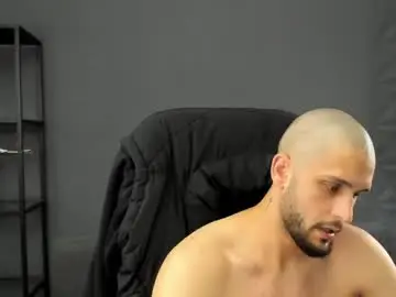 Chaturbate Live Porn of troywade