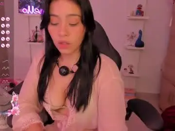 Chaturbate Free Porn Cam of saraowens1