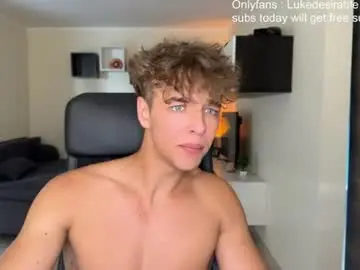 Chaturbate Free Porn Cam of lukedesirable