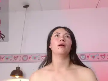 Chaturbate Live Sex Cam of tamyygh_