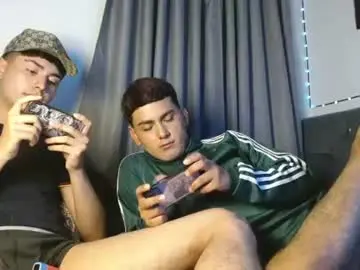 Chaturbate Best live sex cam show of xandrodeluxe