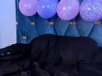 Chaturbate Free Porn Cam of zoe_ll