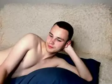 Chaturbate Watch Live Sex Cams of robert10211