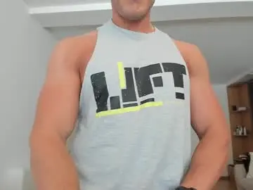 Chaturbate Live Porn of roberto4ever