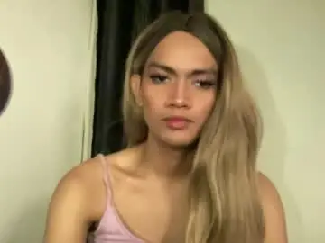 Chaturbate Live Sex Cam of im_your_alpha