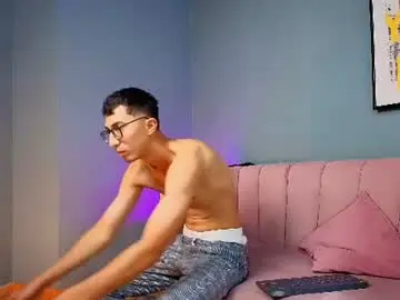 Chaturbate Watch Live Sex Cams of keny_romero