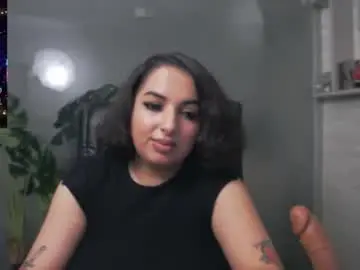 Chaturbate Free Porn Cam of allyiah