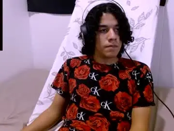 Chaturbate Live Sex Cam of isidroglasc