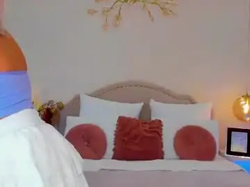 Chaturbate Live Sex Cam of misslou_