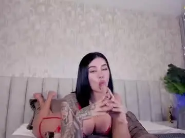 Chaturbate Live Sex Cam of candyred88