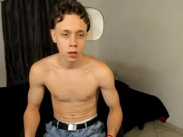 Chaturbate Live Sex Cam of santiceballo