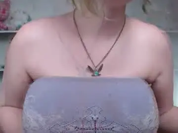 Chaturbate Nude Webcam of krystalsyxx
