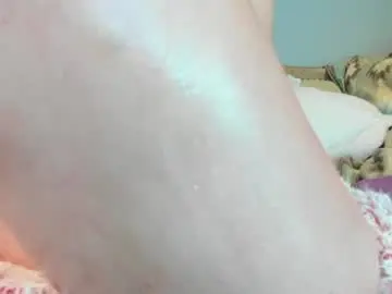 Chaturbate Free Porn Cam of eatmygingersnapps