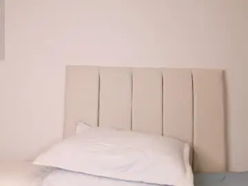 Chaturbate Sex Cam of little_caro13