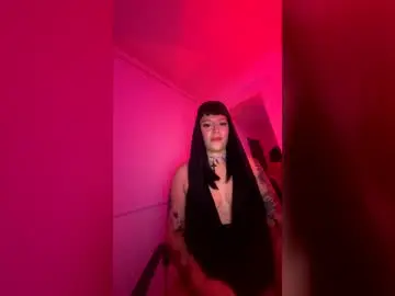 Chaturbate Live Sex Cam of saintkobra