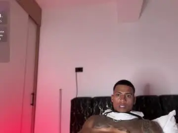 Chaturbate Live Sex Cam of jordandenis17