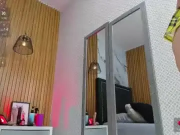 Chaturbate Watch Live Sex Cams of lorenadavies