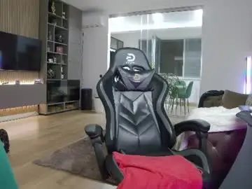 Chaturbate Live Sex Cam of enrikoblue