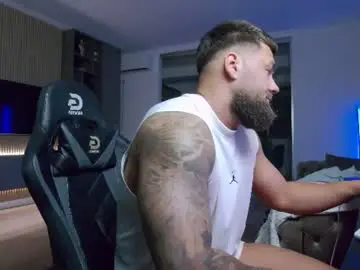 Chaturbate Live Sex Cam of enrikoblue