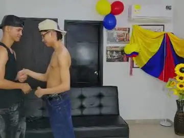 Chaturbate Watch Live Sex Cams of voyeurism_guys