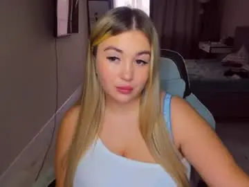 Chaturbate Live Sex Cam of sarahmils