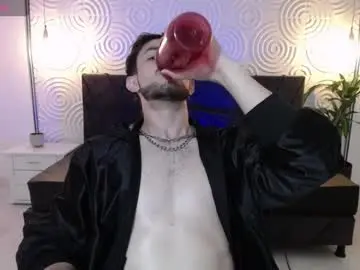 Chaturbate Best live sex cam show of axel_porn_